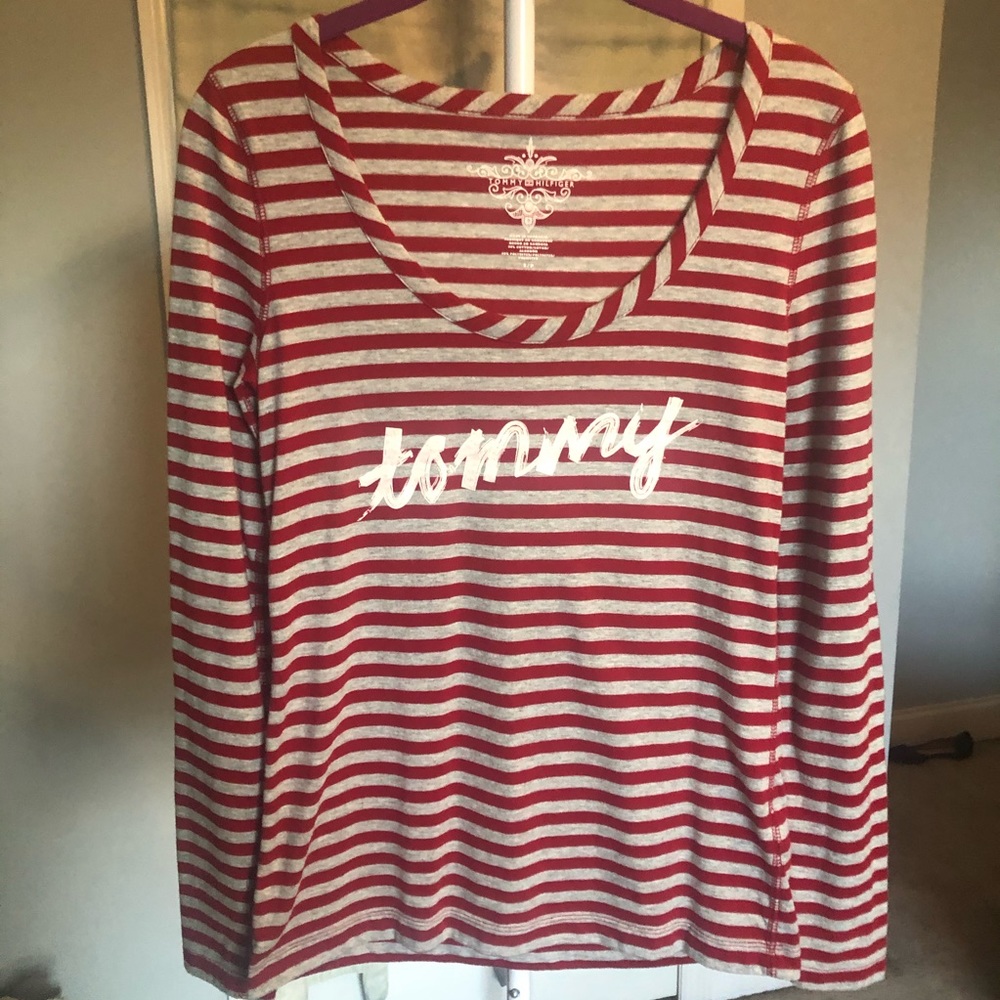 🎁Tommy Hilfiger Striped top🎁